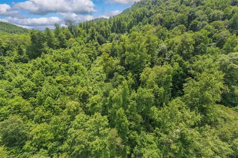 2652 Pilot Knob Road Glenville NC 28736