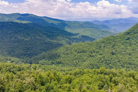 2652 Pilot Knob Road Glenville NC 28736
