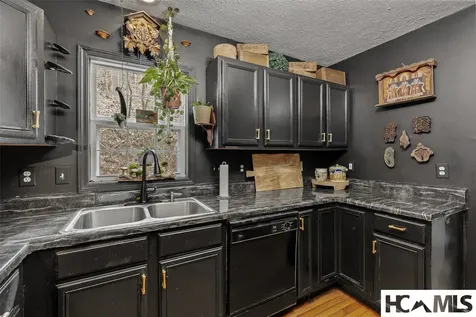 141 Andrews Park Road Cullowhee NC 28723