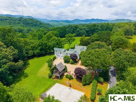 739 Mark Dowdle Road Franklin NC 28734