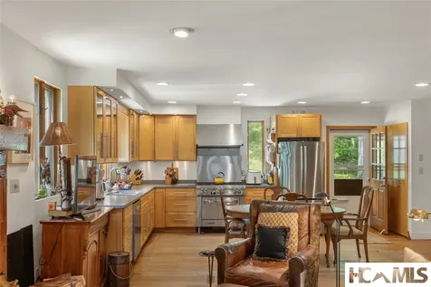 185 Hemlock Lane Sapphire NC 28774