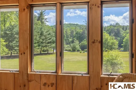 185 Hemlock Lane Sapphire NC 28774