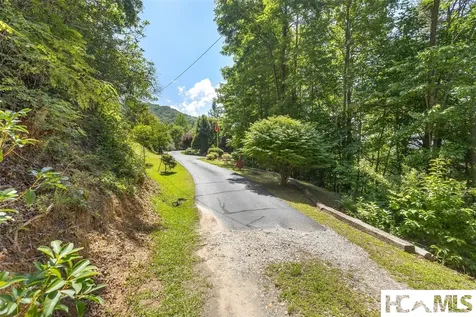 597 Chinquapin Mountain Road Franklin NC 28734