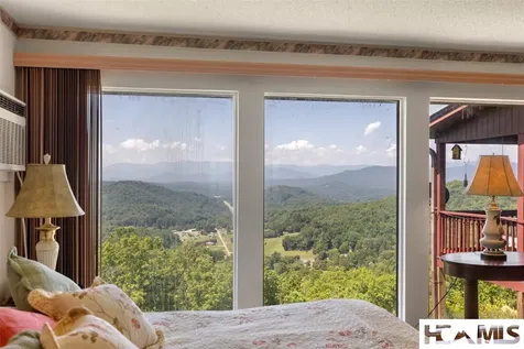 597 Chinquapin Mountain Road Franklin NC 28734