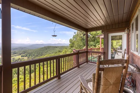 597 Chinquapin Mountain Road Franklin NC 28734