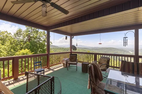 597 Chinquapin Mountain Road Franklin NC 28734