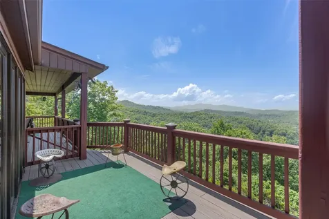 597 Chinquapin Mountain Road Franklin NC 28734