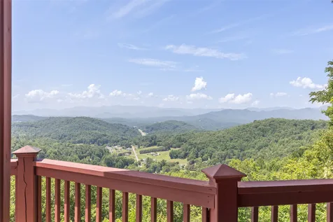 597 Chinquapin Mountain Road Franklin NC 28734