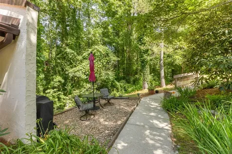50 Dogwood Knob Sapphire NC 28774
