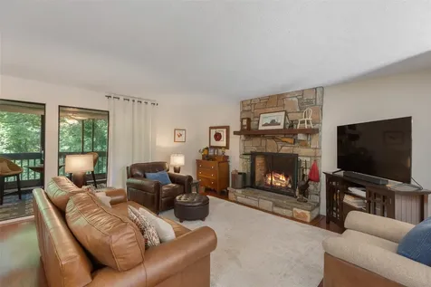 50 Dogwood Knob Sapphire NC 28774