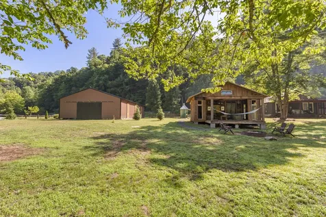 120 Brevard Drive Tuckasegee NC 28783