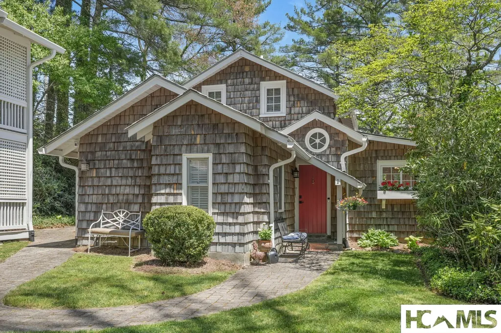 343 Cullasaja Road Highlands NC 28741