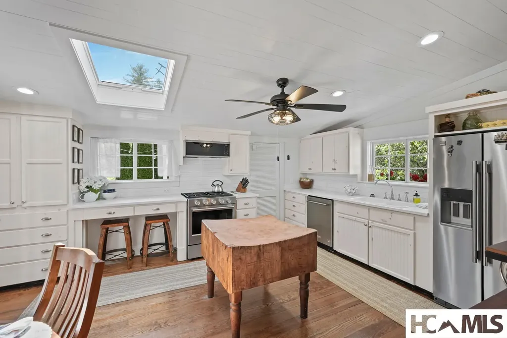 343 Cullasaja Road Highlands NC 28741