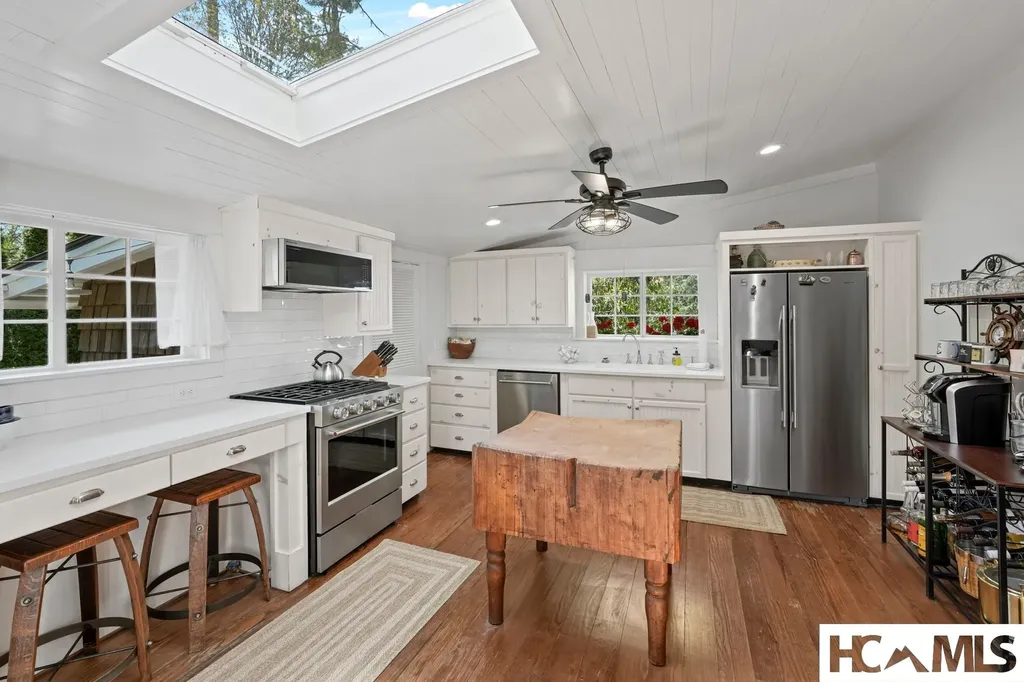 343 Cullasaja Road Highlands NC 28741