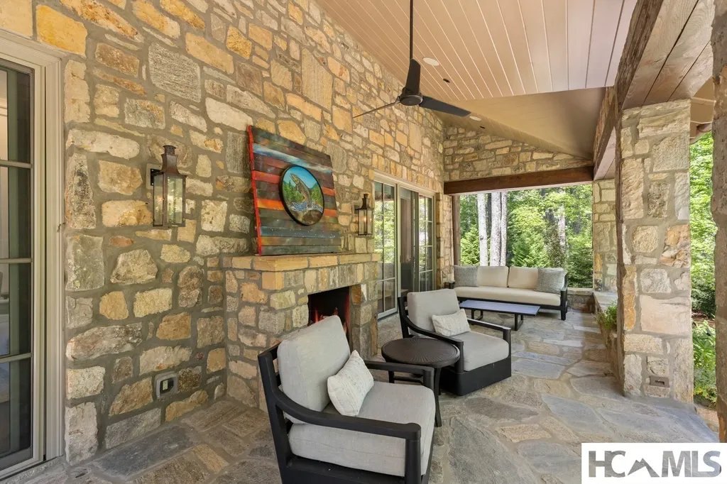 2071 High Mountain Drive Cashiers NC 28717