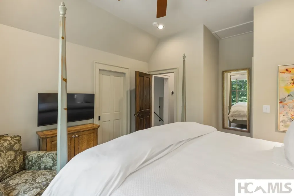 2071 High Mountain Drive Cashiers NC 28717