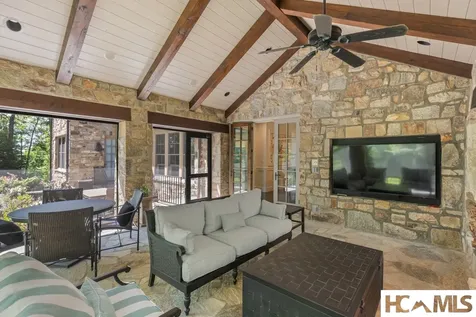 2071 High Mountain Drive Cashiers NC 28717