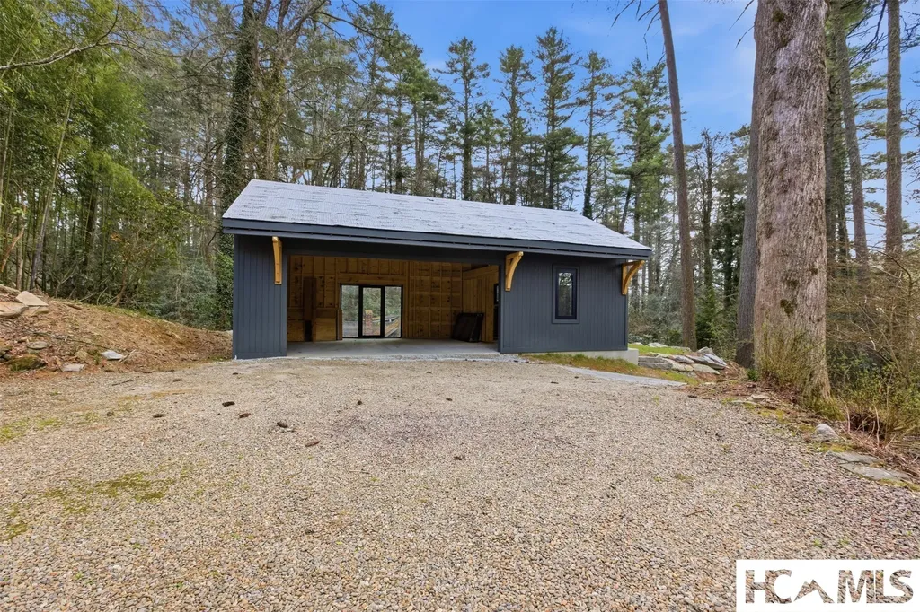 1921 Franklin Road Highlands NC 28741