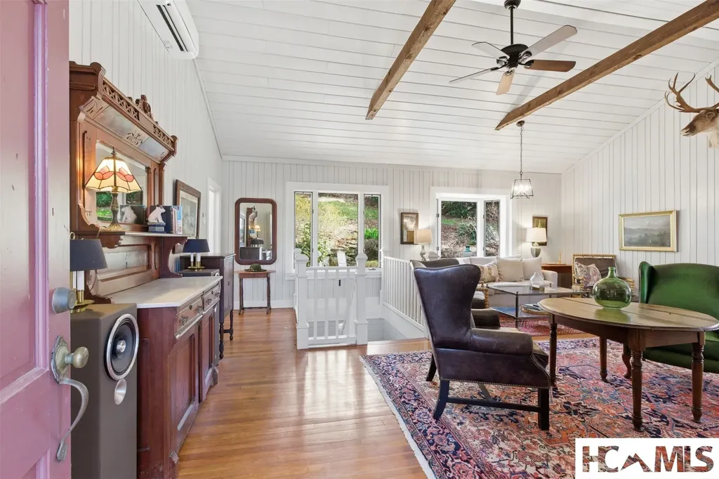 1921 Franklin Road Highlands NC 28741
