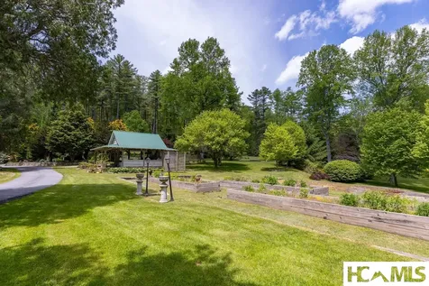 1955 Dillard Road Highlands NC 28741
