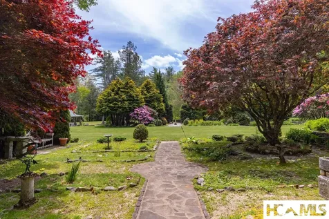 1955 Dillard Road Highlands NC 28741