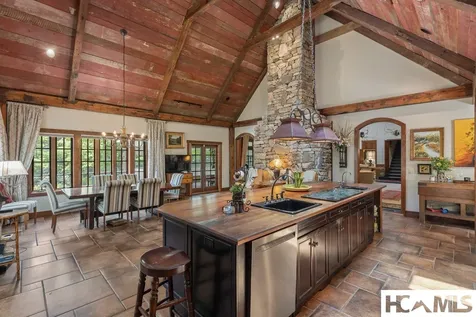 1955 Dillard Road Highlands NC 28741