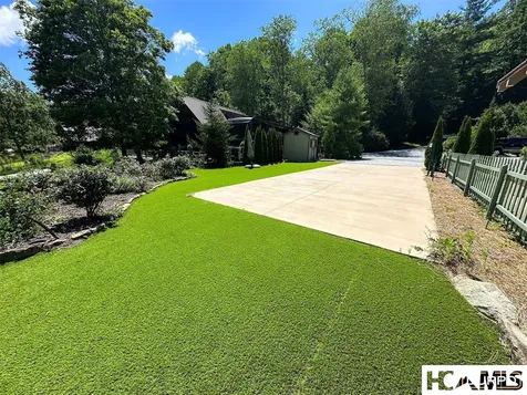 115 Wildflower Road Scaly Mountain NC 28775