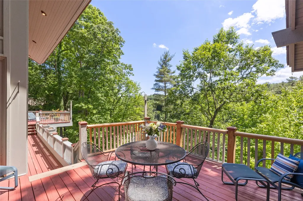 56 The Rapids Road Sapphire NC 28774