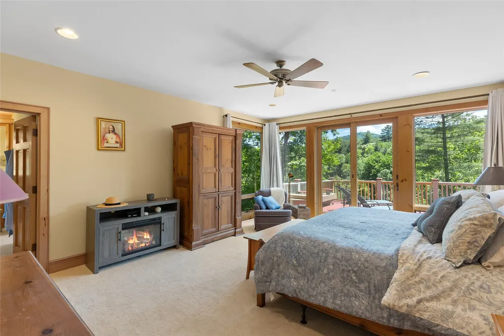 56 The Rapids Road Sapphire NC 28774