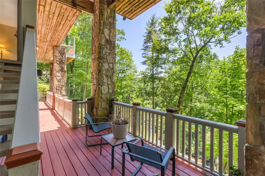 56 The Rapids Road Sapphire NC 28774