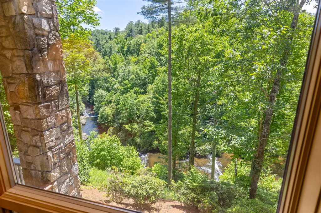 56 The Rapids Road Sapphire NC 28774