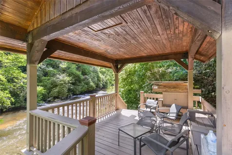 56 The Rapids Road Sapphire NC 28774