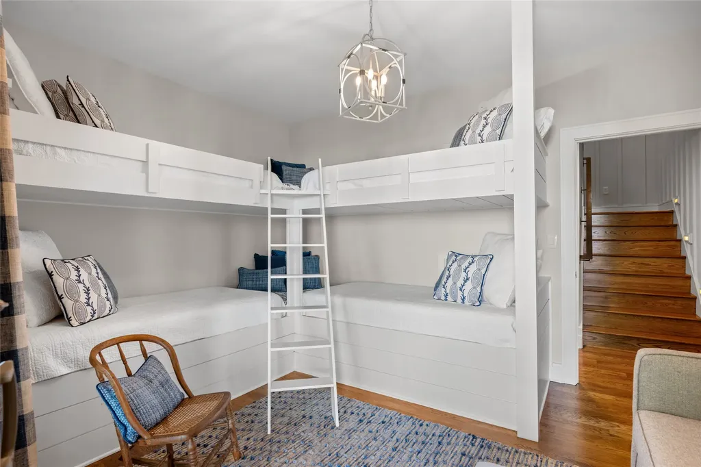100 Meadow Ridge Drive Lake Toxaway NC 28747