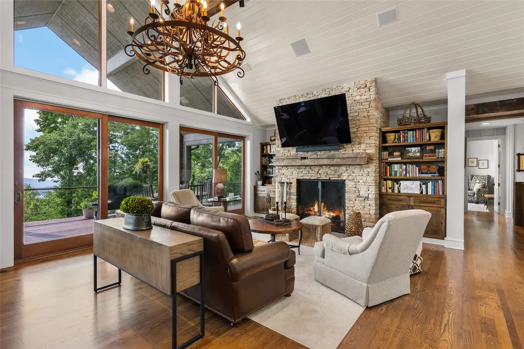 100 Meadow Ridge Drive Lake Toxaway NC 28747
