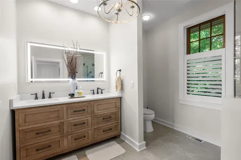 100 Meadow Ridge Drive Lake Toxaway NC 28747