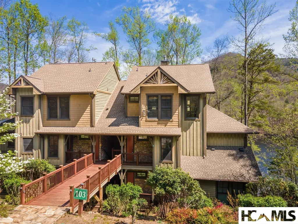 103 Southshore Drive Tuckasegee NC 28783