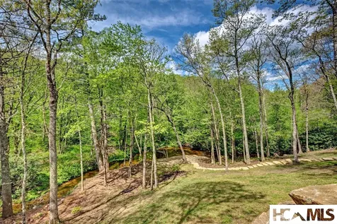 140 Twin Kettle Falls Glenville NC 28736