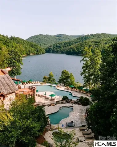 762 Scarlet Oak Road Tuckasegee NC 28783