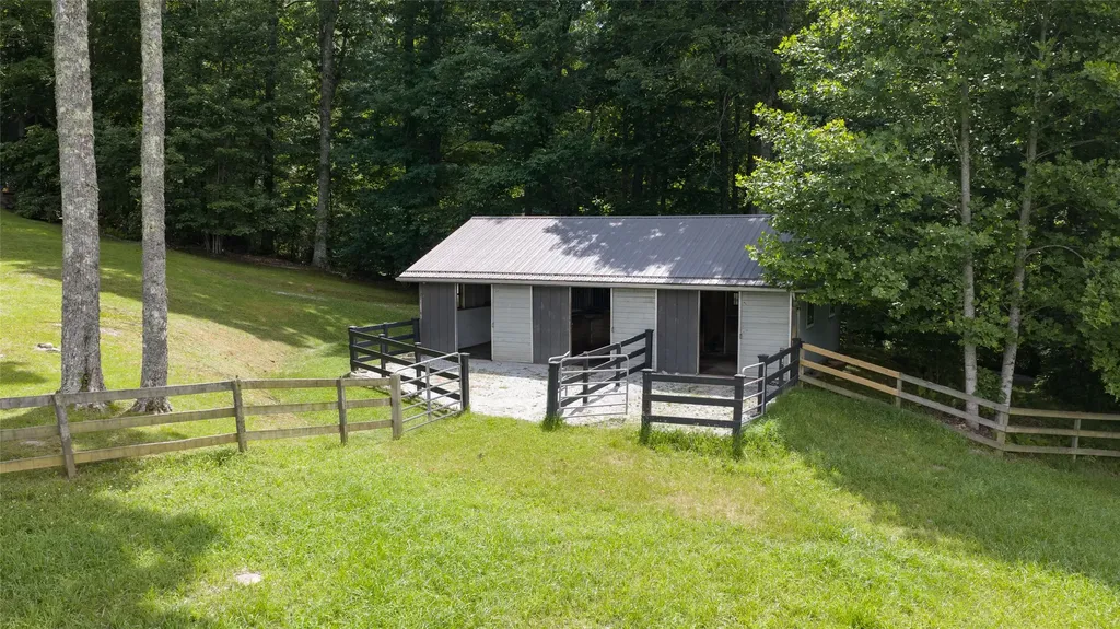 41 Flat Creek Drive Glenville NC 28736