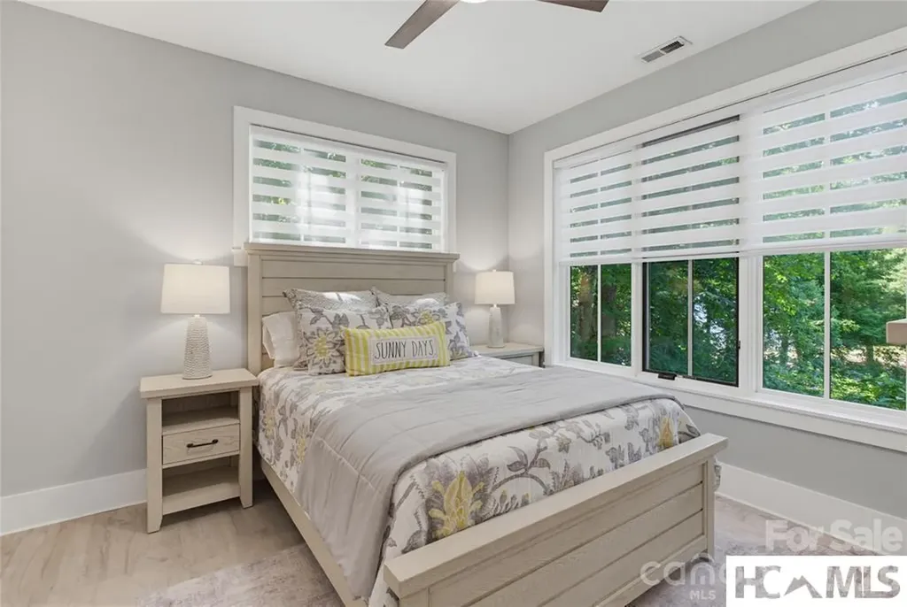 561 Harbor Ridge Drive Tuckasegee NC 28783