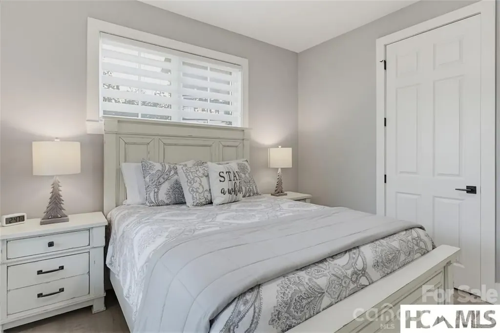 561 Harbor Ridge Drive Tuckasegee NC 28783