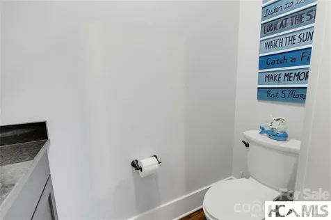 561 Harbor Ridge Drive Tuckasegee NC 28783