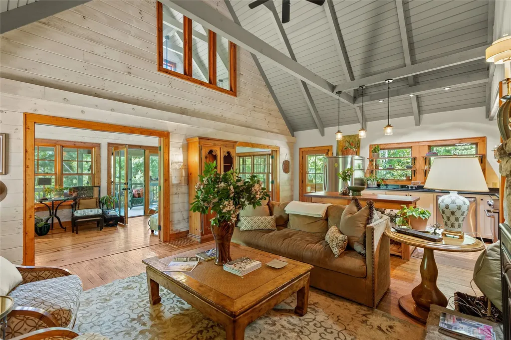 1005 Concho Mountain Cullowhee NC 28723