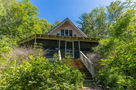 1005 Concho Mountain Cullowhee NC 28723