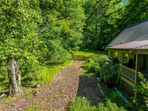 1005 Concho Mountain Cullowhee NC 28723