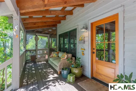 1005 Concho Mountain Cullowhee NC 28723