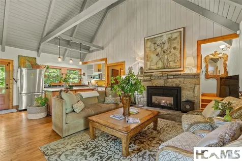 1005 Concho Mountain Cullowhee NC 28723