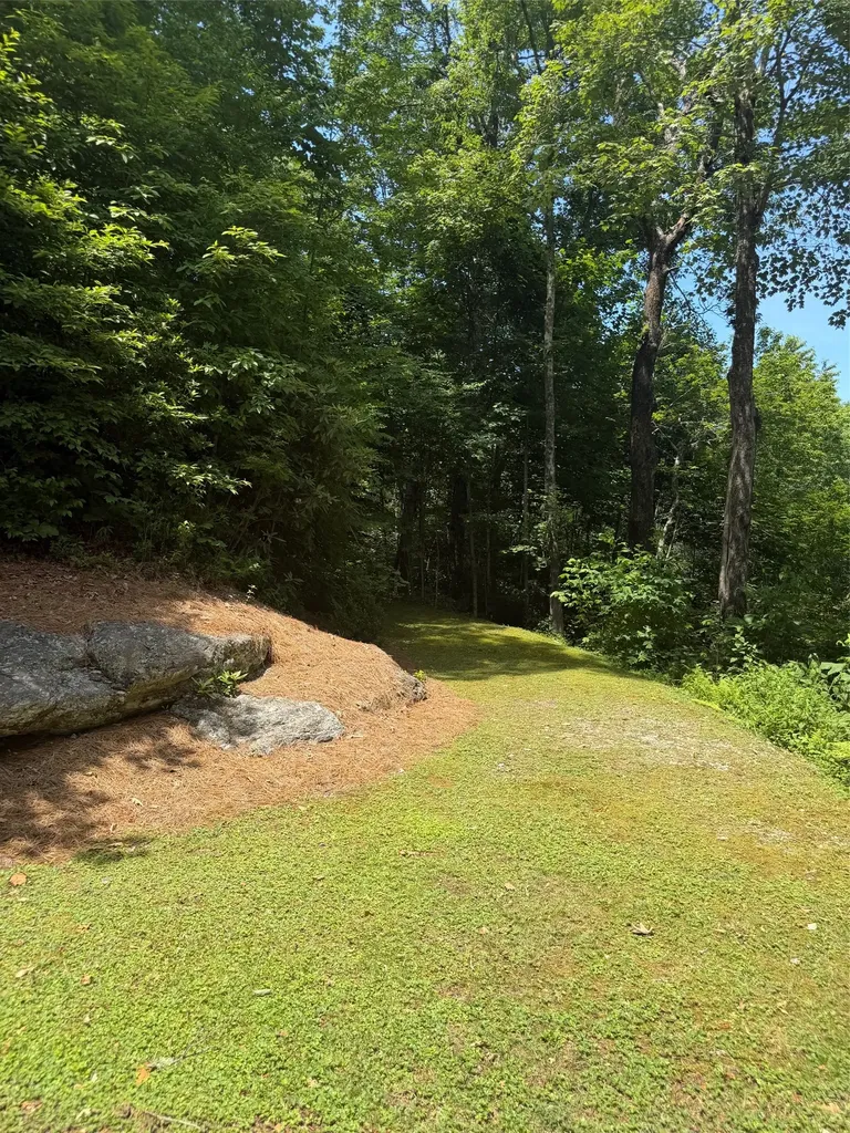 Tbd Highlands Point Highlands NC 28741