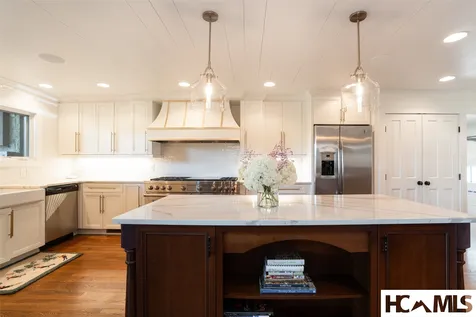 653 Country Club Drive Highlands NC 28741