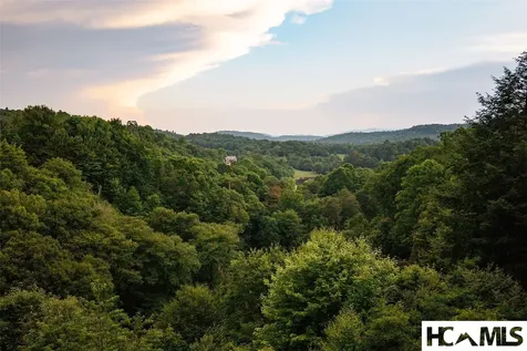 653 Country Club Drive Highlands NC 28741